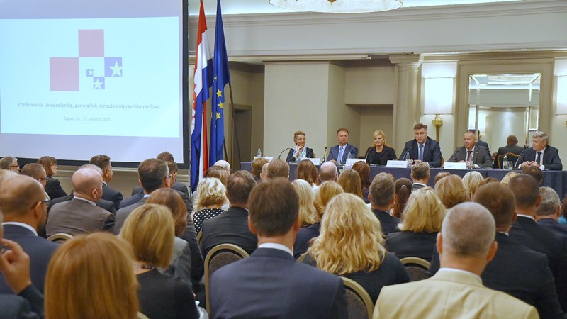 Predsjednik Vlade hrvatskim veleposlanicima: Vi ste produžena ruka hrvatske države u inozemstvu 